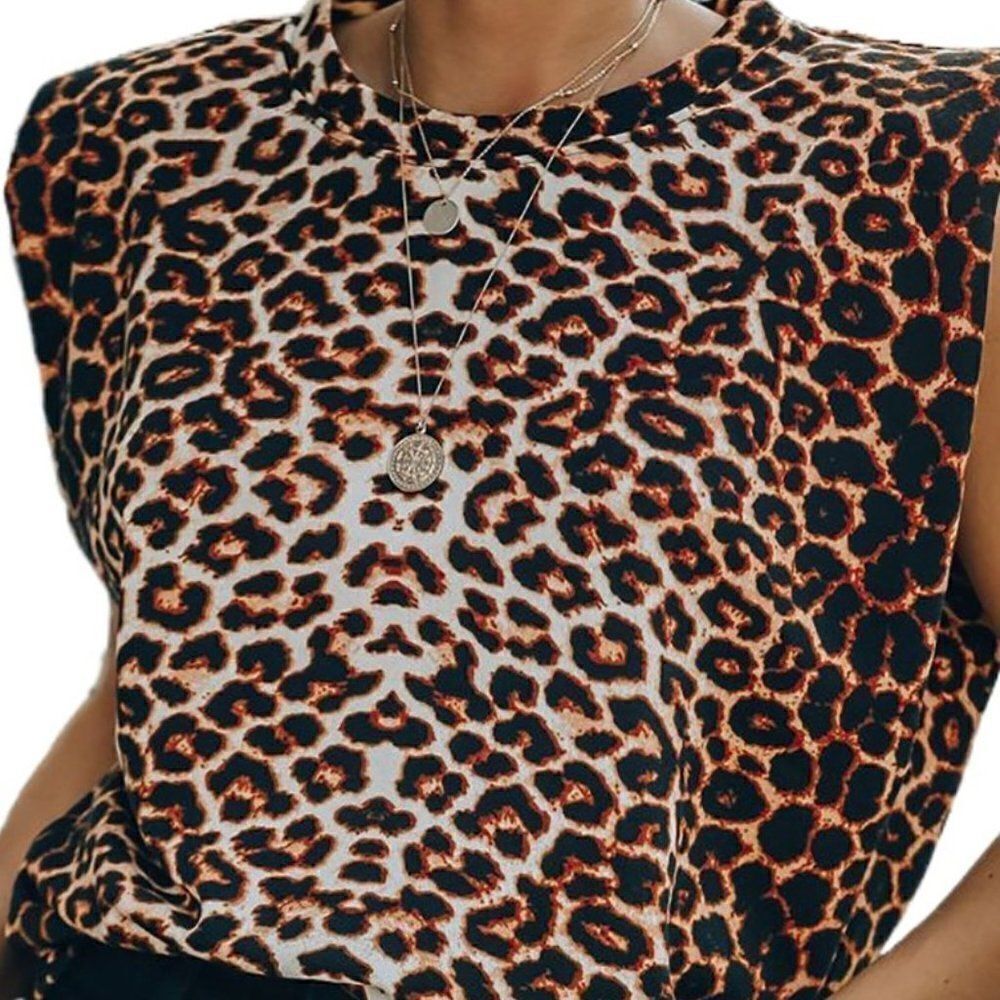 NWT Leopard Padded Muscle Tee